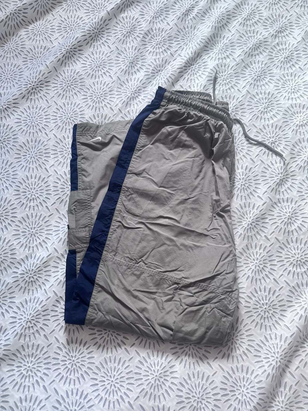 Vintage Nike Grey/Green Navy Blue Nylon Cargo Track Pants Men’s L